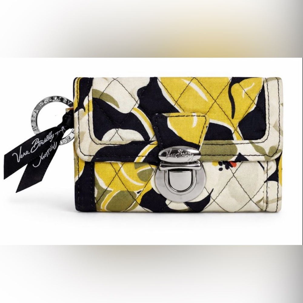 Vera Bradley Dogwood Quick Swipe ID Wallet Retired Key Chain Card Holder